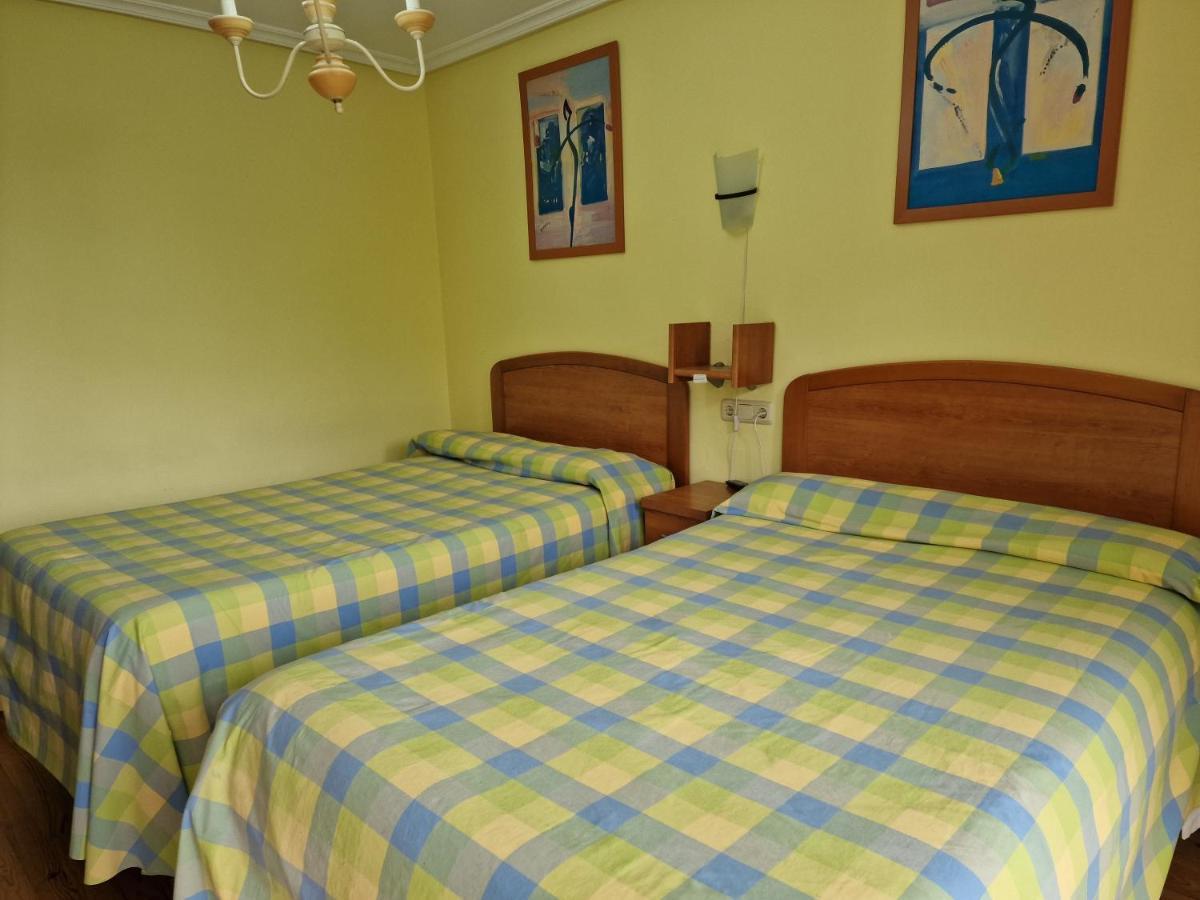 Pension Tximistarri San Sebastian Exterior photo