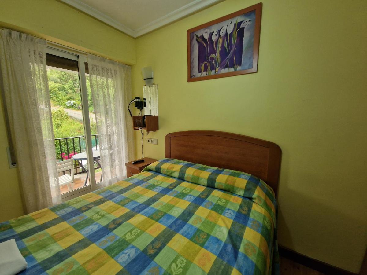 Pension Tximistarri San Sebastian Exterior photo